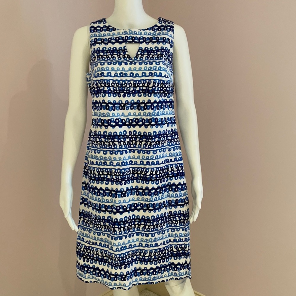 Nine West blue and white shift dress. Size 4.